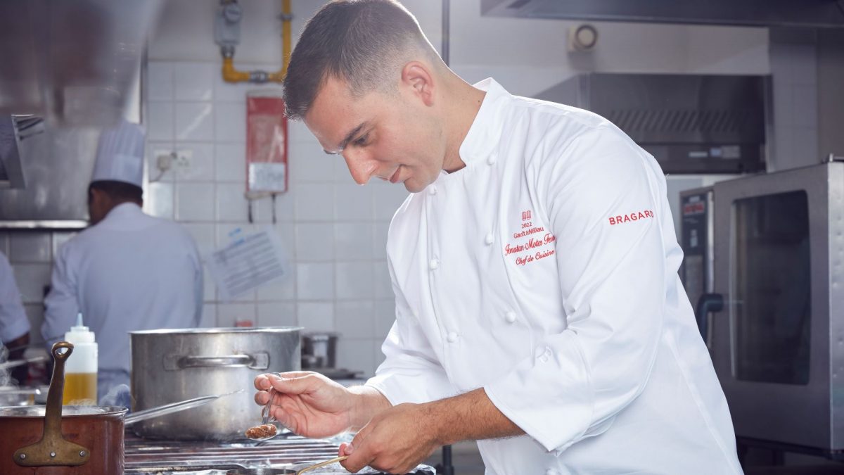 Kitchen quickfire with Jonatan Ferran - Gault & Millau UAE